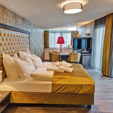 Hotel Spree In Der Altstadt 4*
