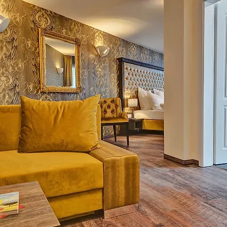 ホテル Spree In Der Altstadt 4*