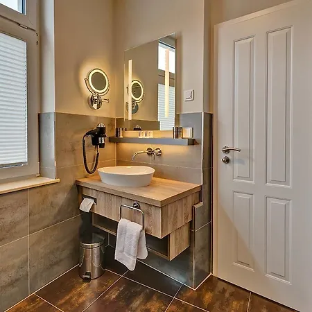 Hotel Spree In Der Altstadt 4*